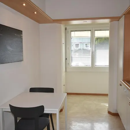 Apartment Quiet 1br In The Center - Hammer 4 *