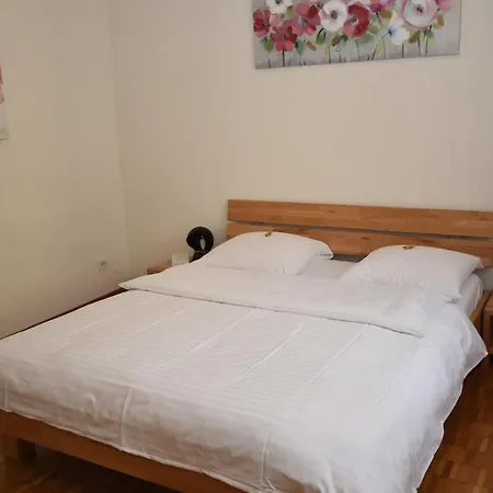 Apartment Quiet 1br In The Center - Hammer 4