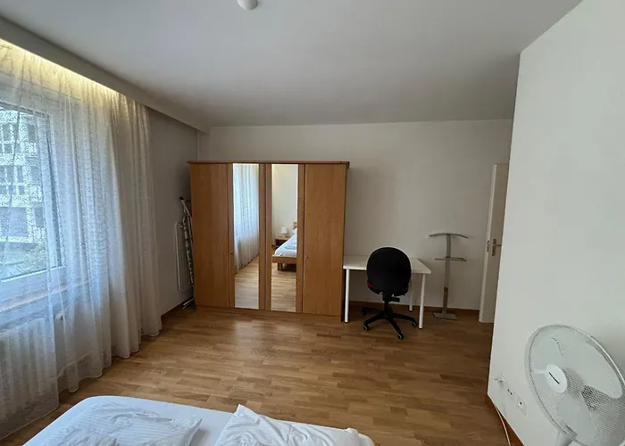 Quiet 1br In The Center - Hammer 4 Apartment *