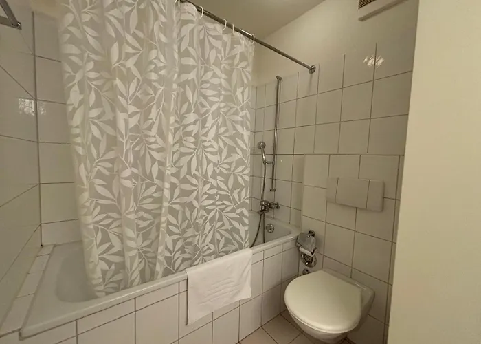 Quiet 1br In The Center - Hammer 4 *